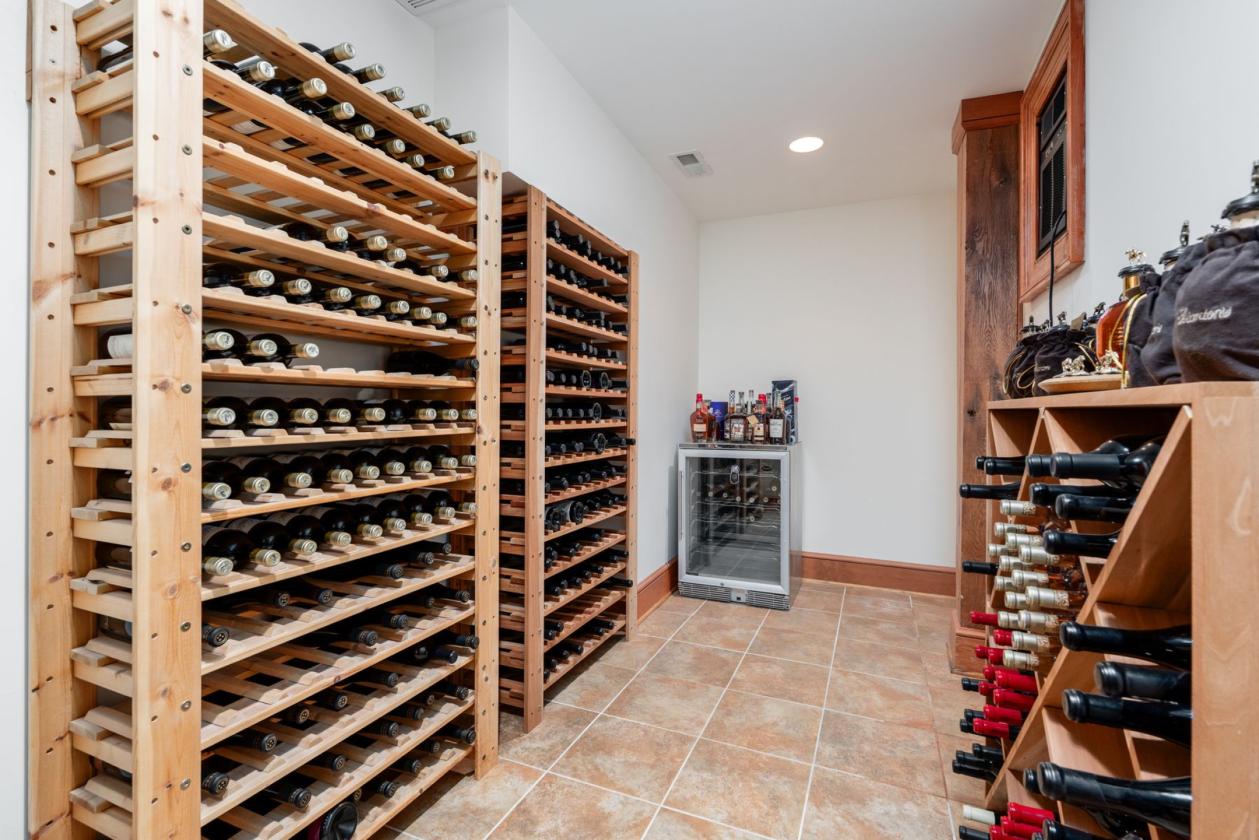 Stunning sunsets and unmatched amenities - photo 25
