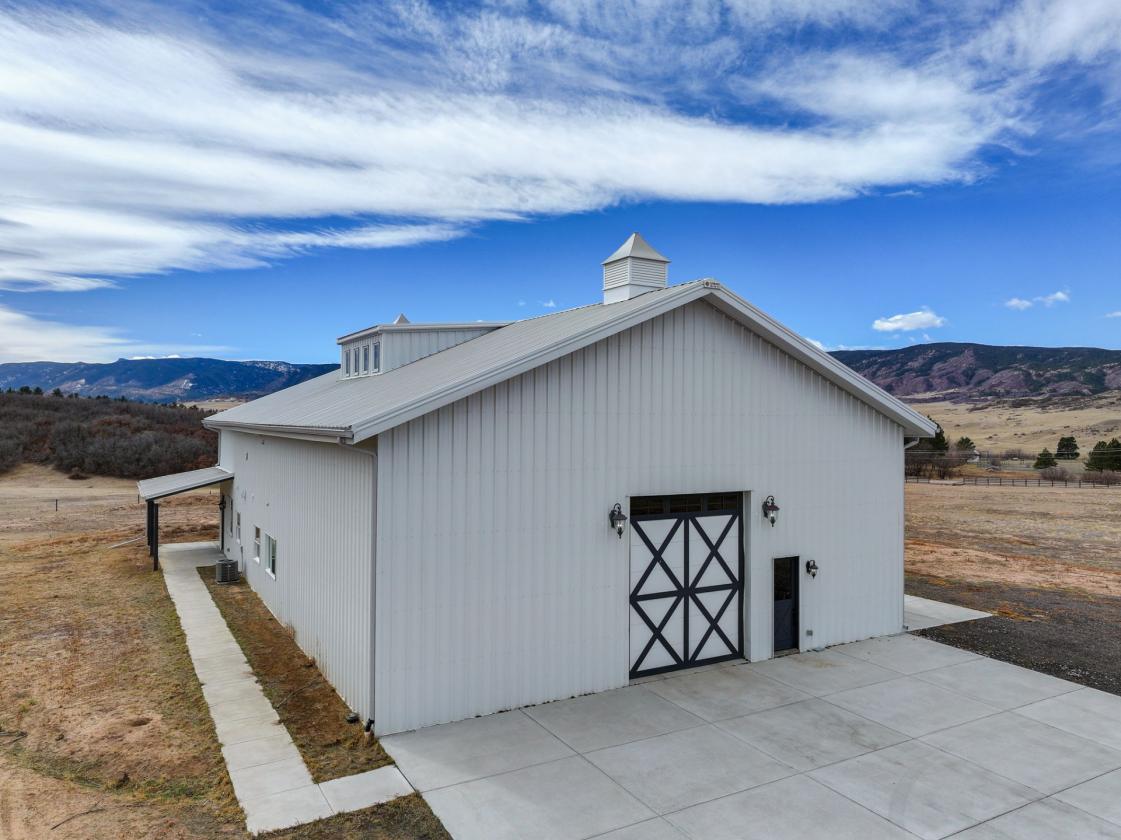 36 Acres of Rocky Mountain Views with Barndominium - photo 2