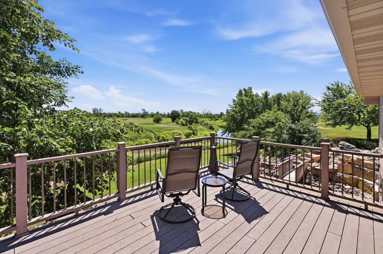 Stunning Views! Opportunities! Flexible Options! - photo 24