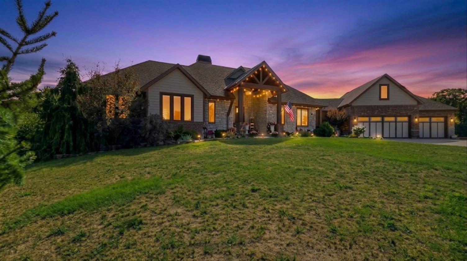"Haywire Farms" a Saddlebrook Equine Property - photo 2