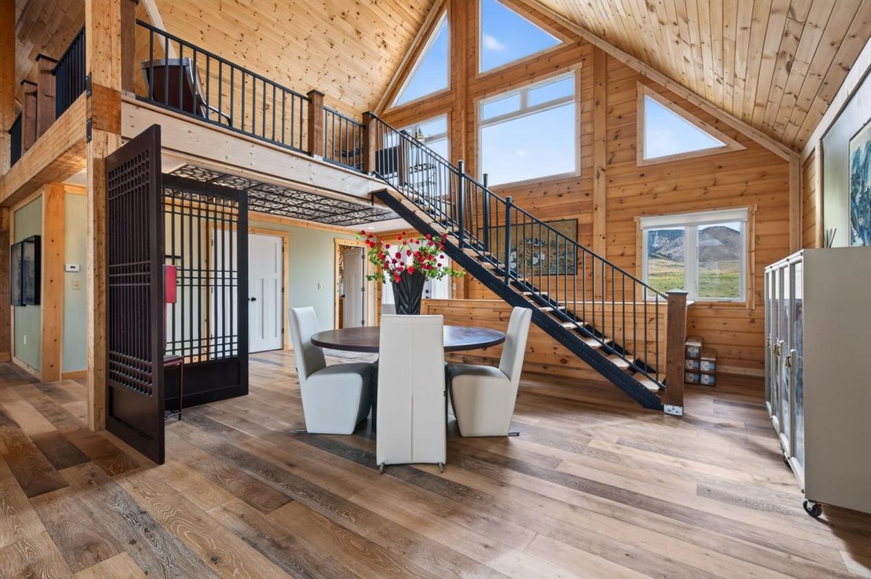 Unique Construction like no other in Wyoming! - photo 8