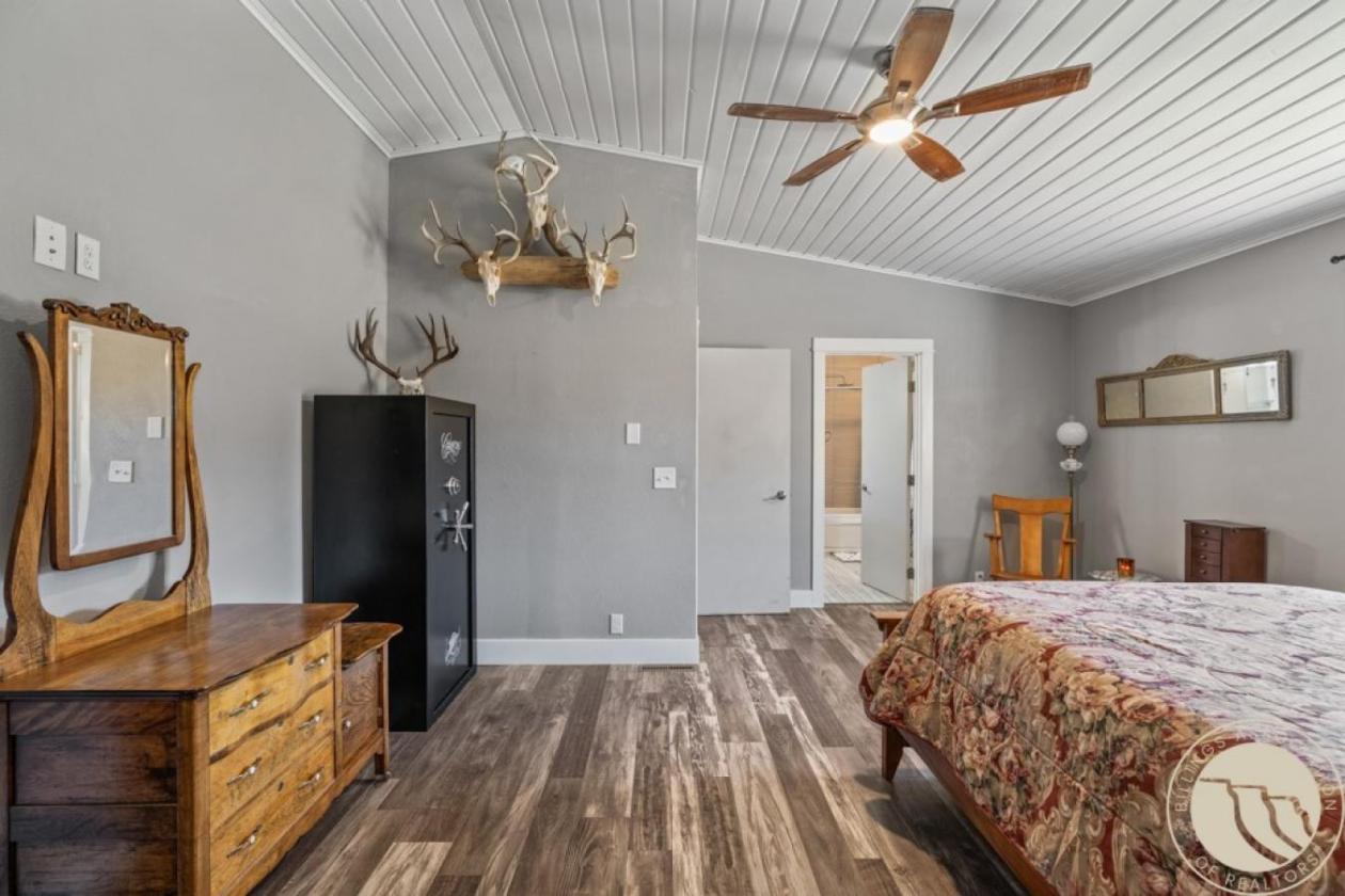 Rural Country Living for Equestrians & Homesteaders - photo 17