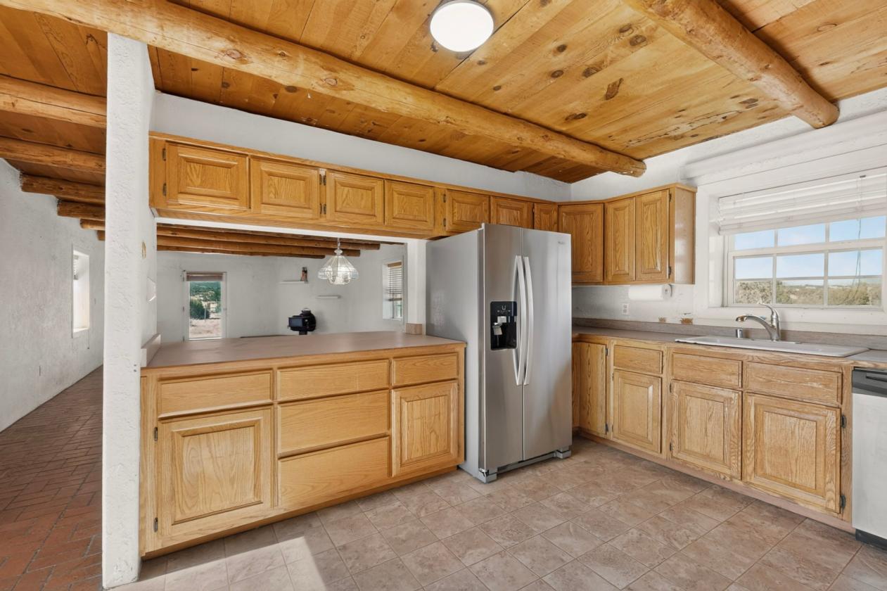 Fabulous, one of a kind horse property - photo 5