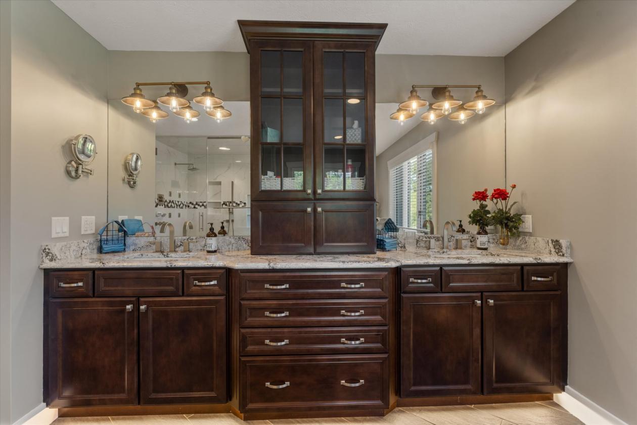 Luxury equestrian living on over 51 acres - photo 14