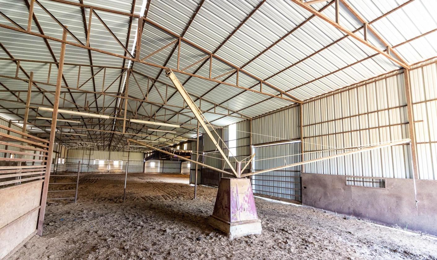 Horse Lover's Dream with Covered Arena - photo 24