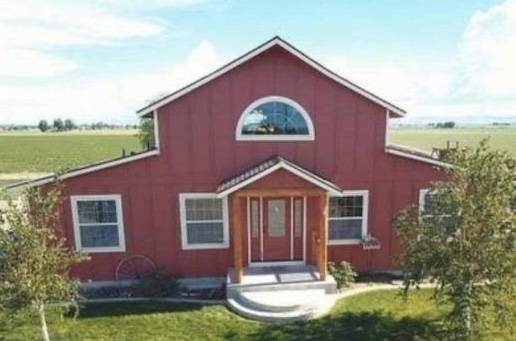 Horse Property for sale.
