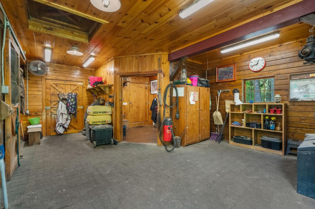 Meticulously Maintained 8 Ac Horse Farm on Trails - photo 5