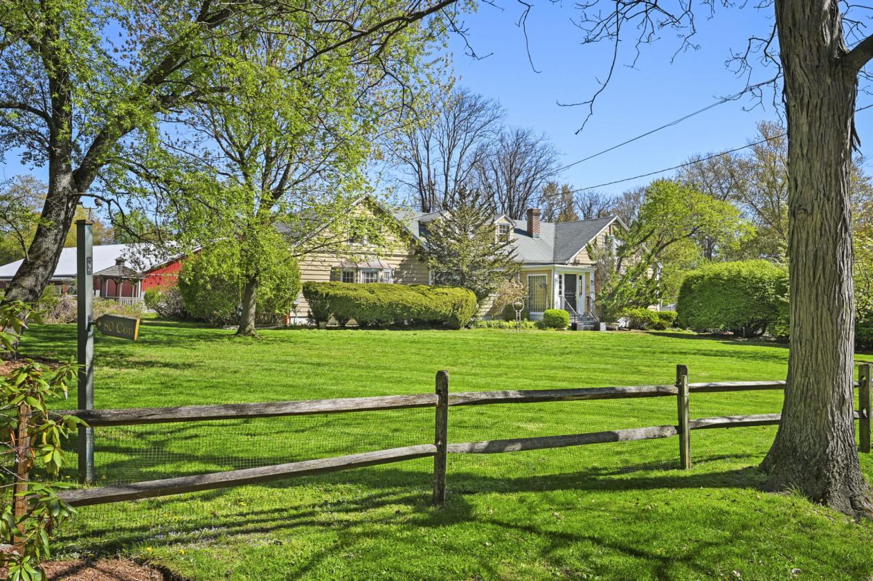 Silvermine Farm on 7 Acres Amazing Value - photo 2