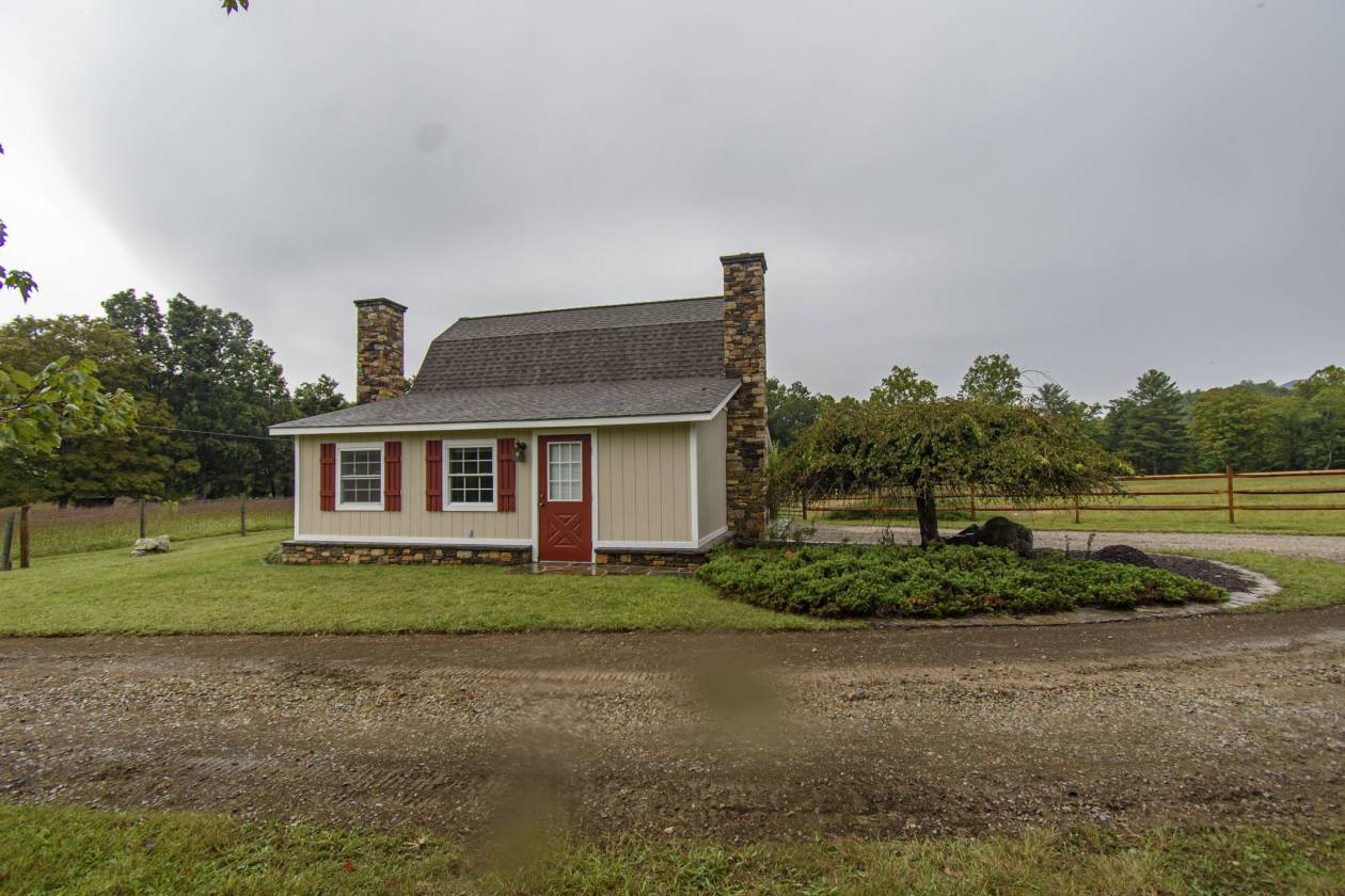 Luxury Home with Creek Frontage - photo 11