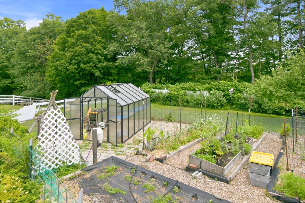 Rare New England Country Estate - photo 26