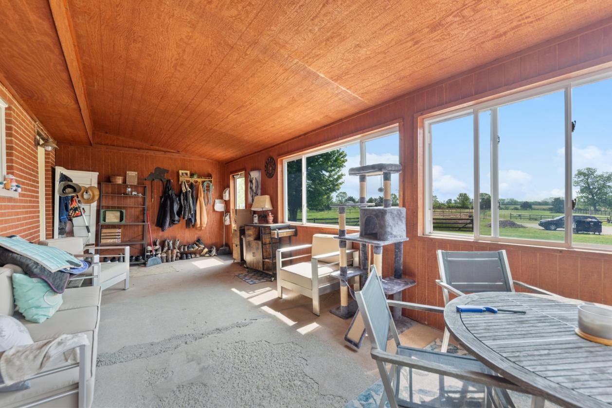 8/28/26 REDUCED - Boarding Farm 30 mins SW of WEC! - photo 18