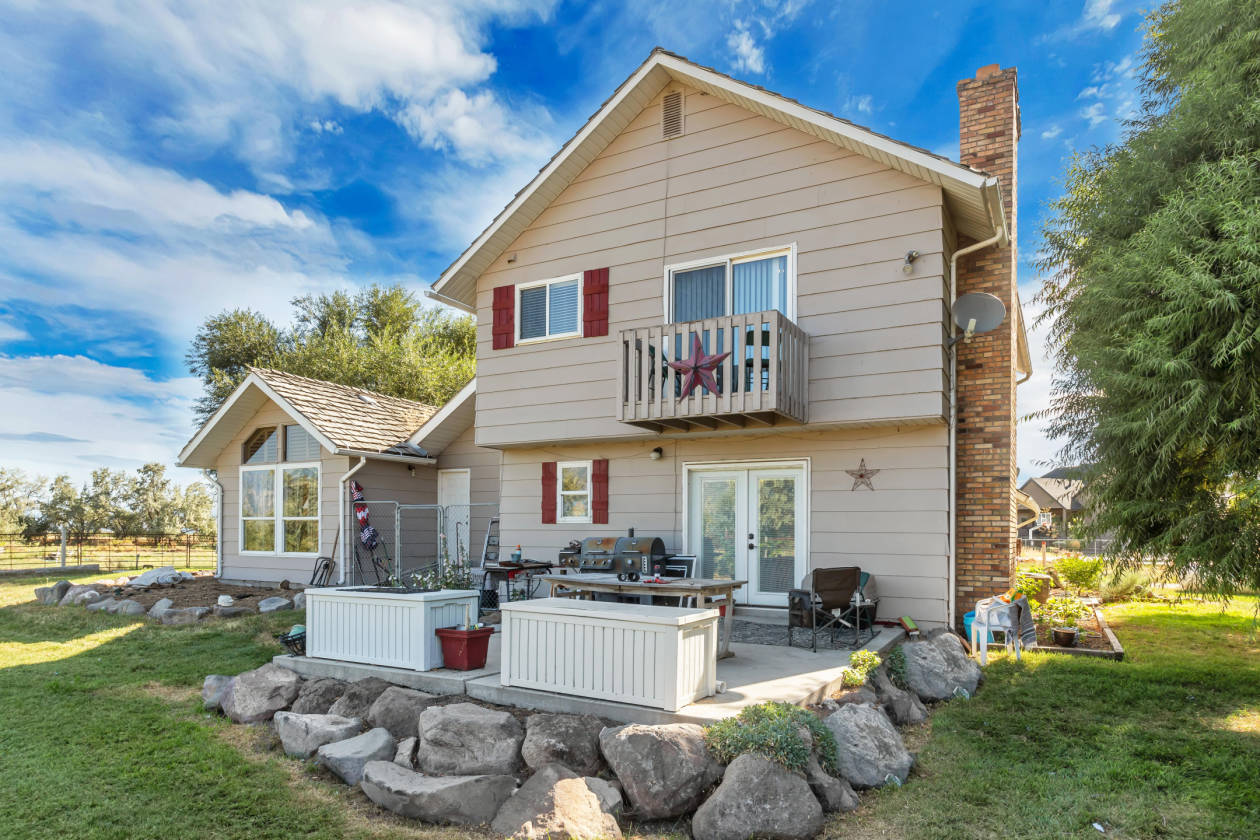 Horse Property with epic view of the mountains Lehi, Utah County