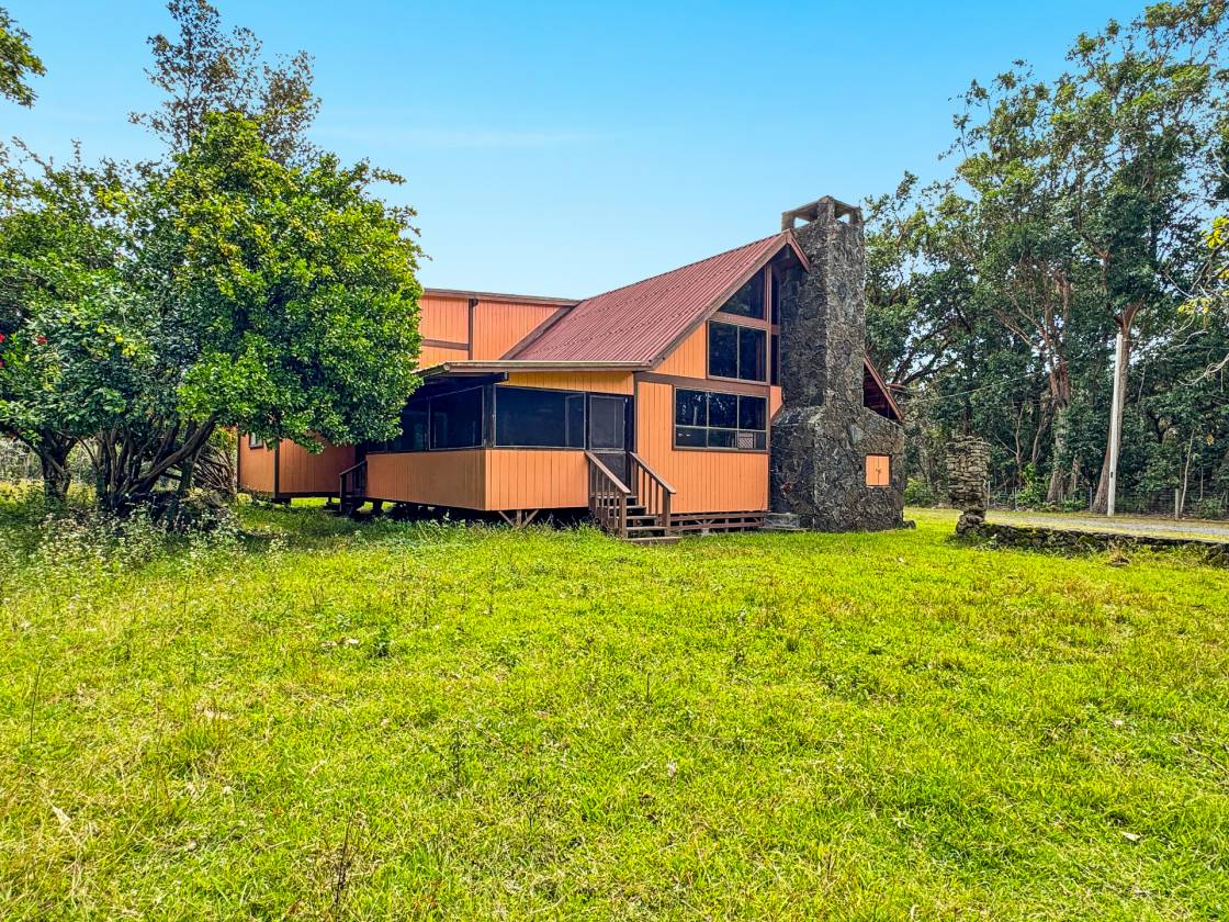 Horse Property for sale.