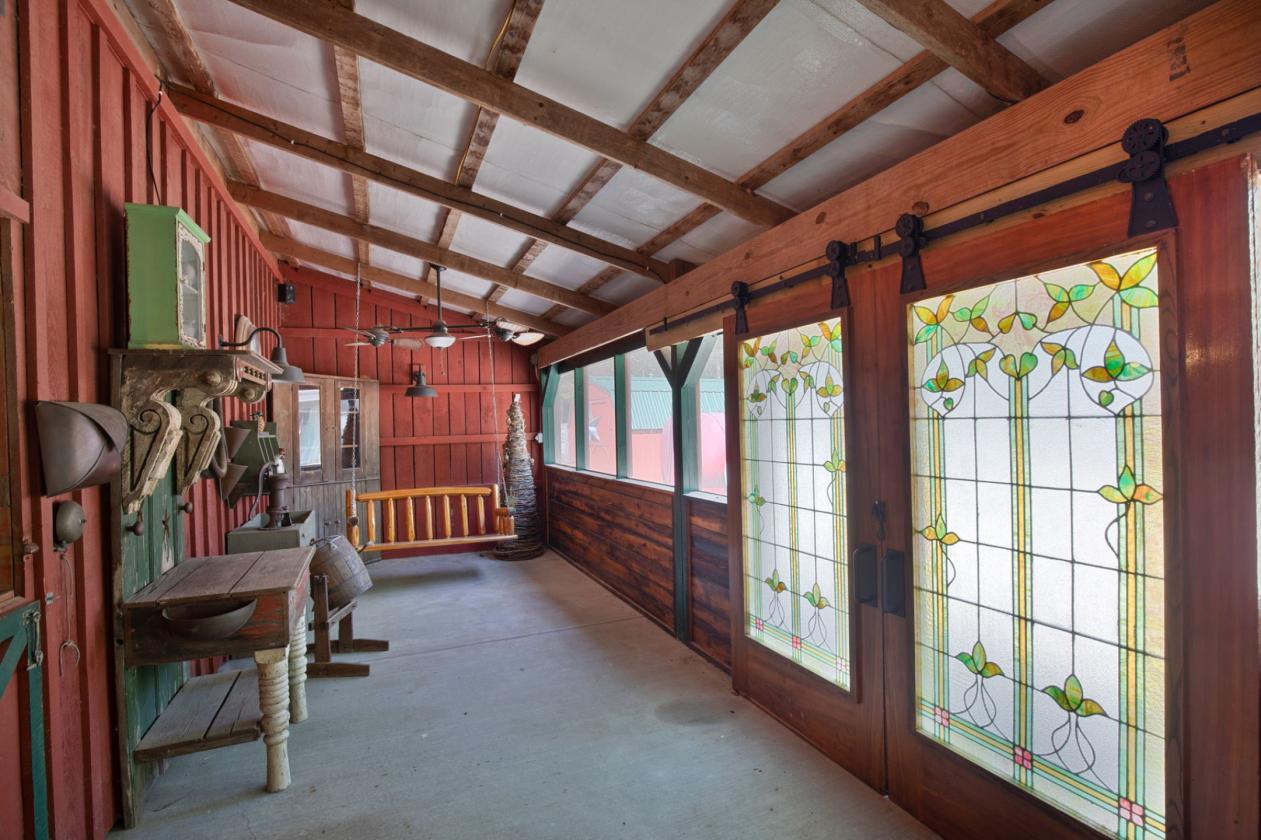 Equestrian Estate or Corporate Retreat near LEAP - photo 9
