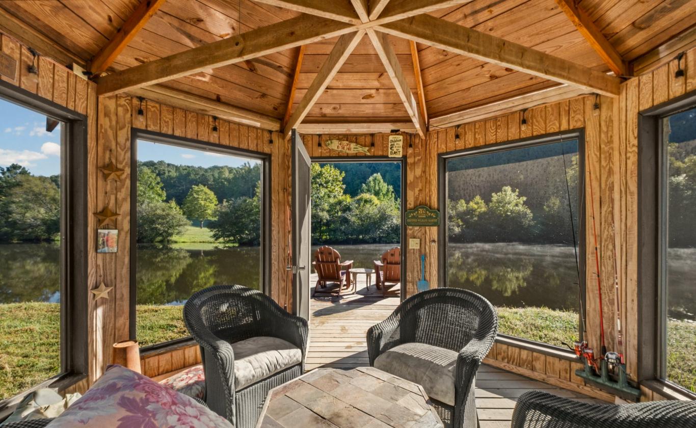 Equestrian Country Estate/ Private Lake/ 53 acres - photo 4
