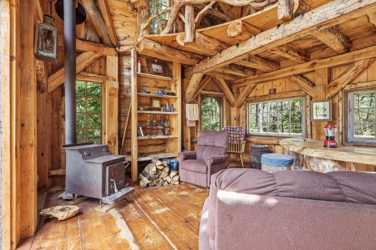 Equestrian Estate with Stunning Antique Farmhouse - photo 14