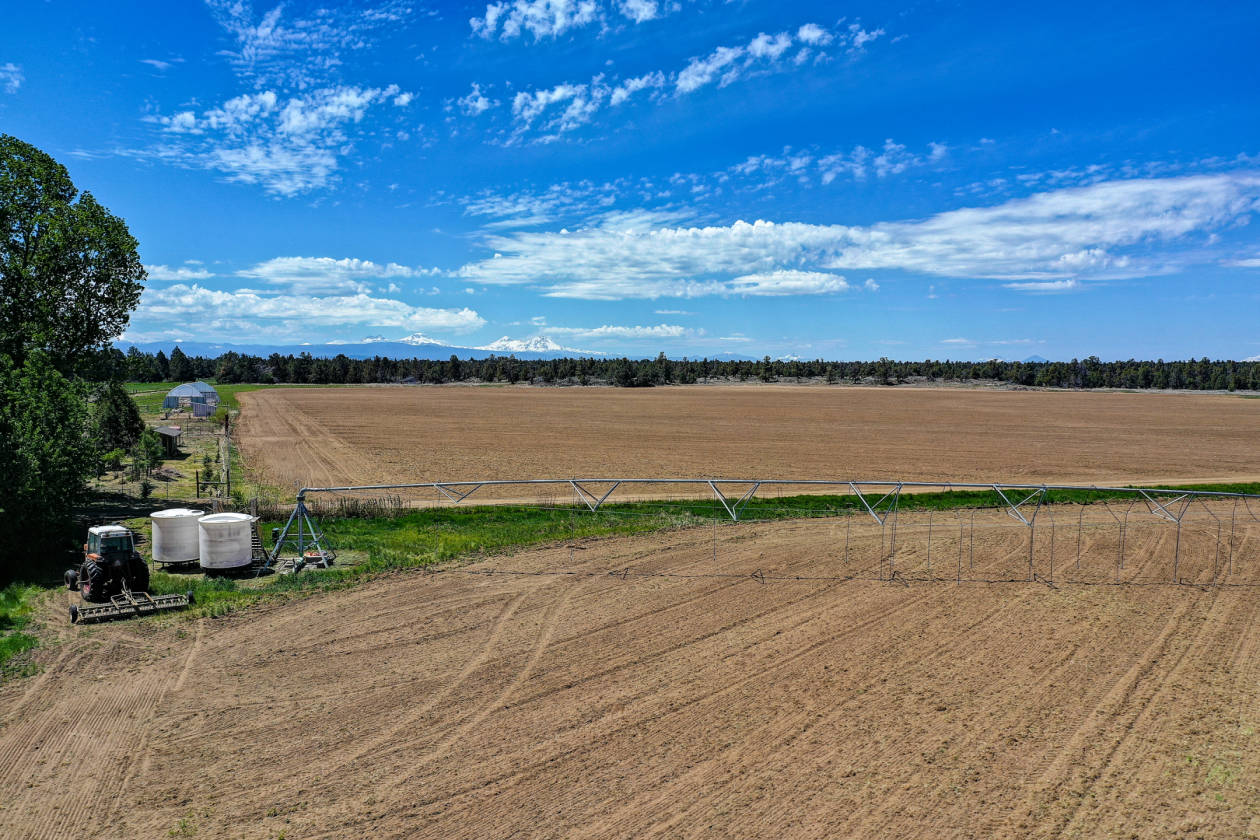 Property / 200 Acres/ 3 Legal Lots/ Build Your... Bend