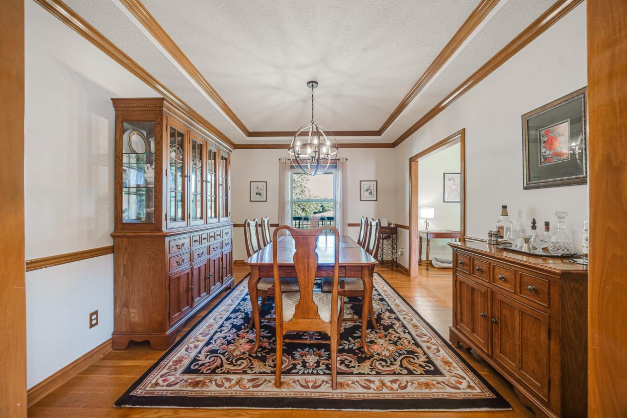 Exceptional equestrian estate on 18+ acres! - photo 8