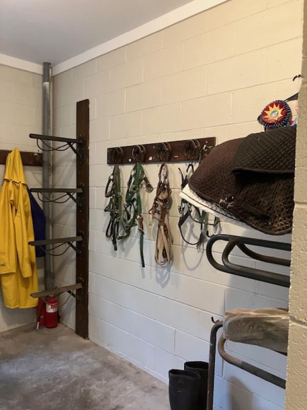 ONE OF A KIND HORSE FARM - photo 7