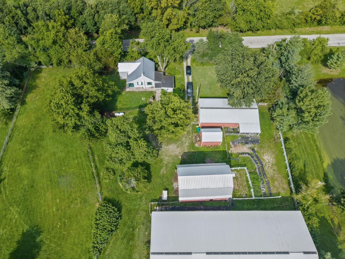 Historic Equestrian Retreat on 4.28 Acres - photo 6