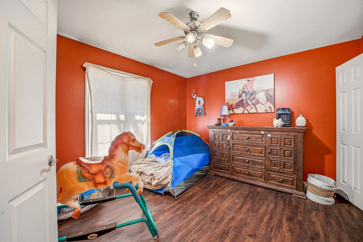 Exceptional Income Potential on 13.75 Pristine Acres - photo 8