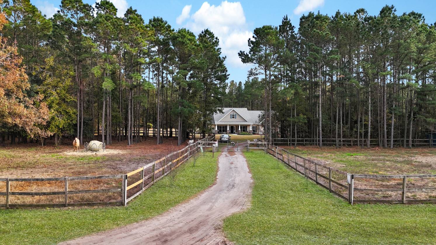 Horse Property for sale.