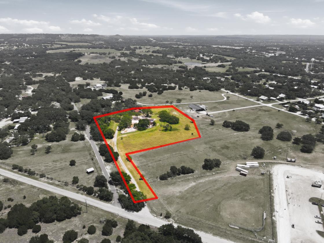 Home-Business! Hill Country Horse Home 5.79 Acres - photo 3