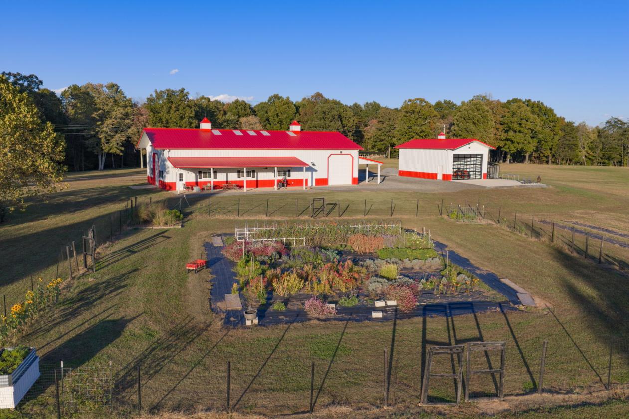 92-Acre Private Estate - Farmhouse & Guest House - photo 21