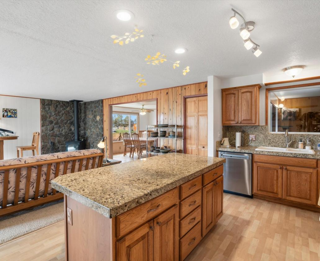 Turnkey Horse Farm and Cozy Home - photo 22