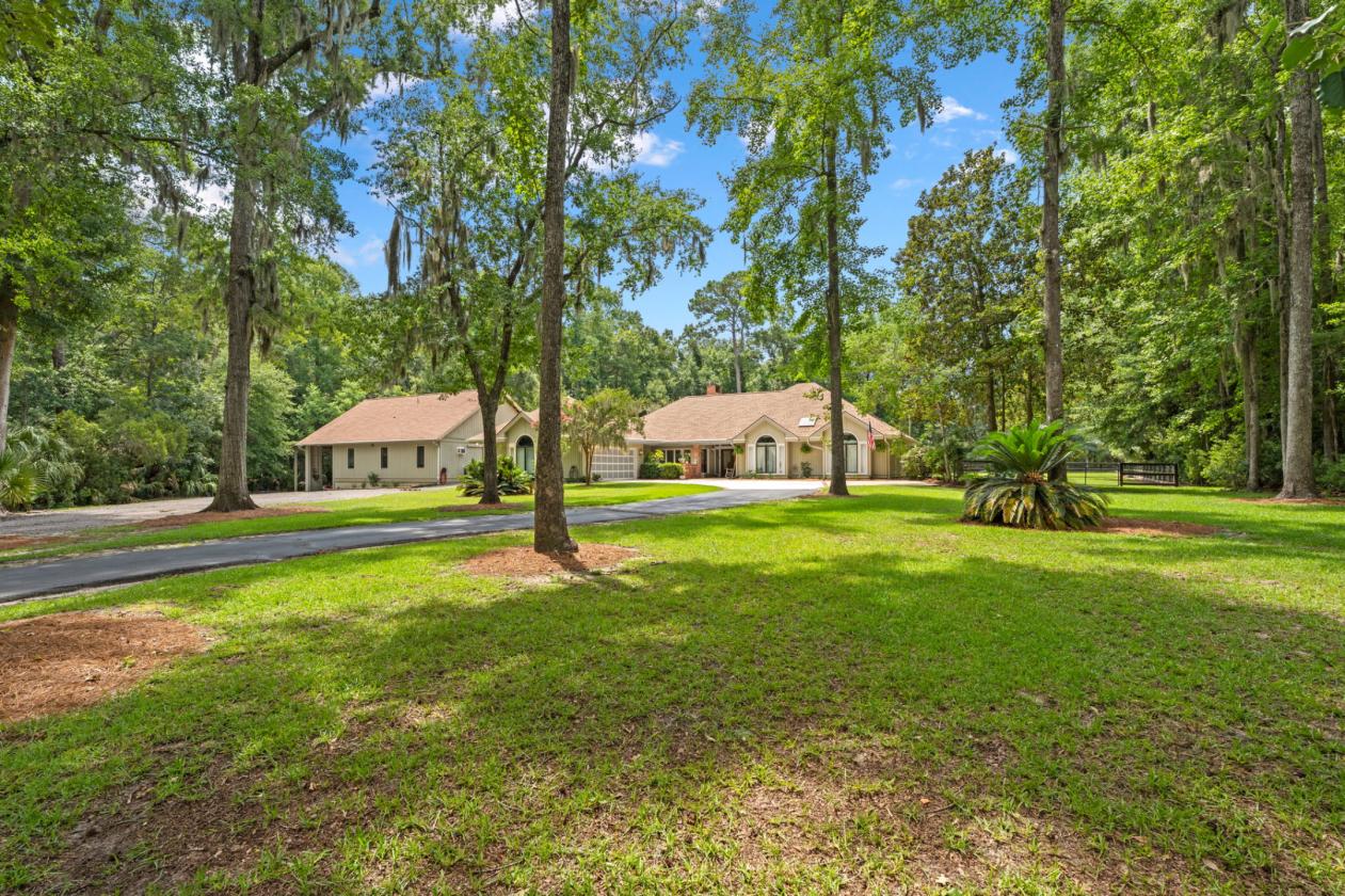 Equestrian Enclave on Two Acres - photo 24