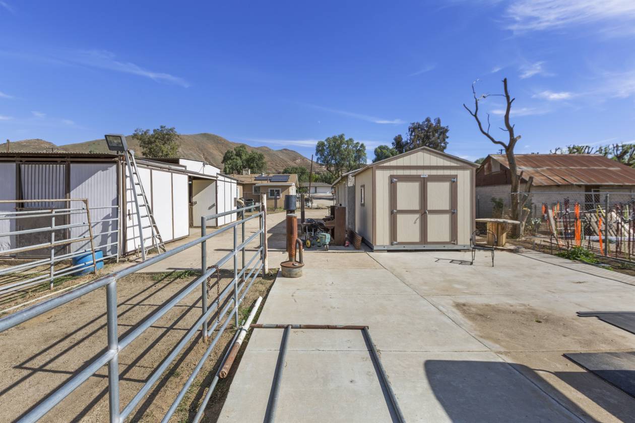 4174 California Ave - Norco Horse Town USA | Norco, Riverside County ...