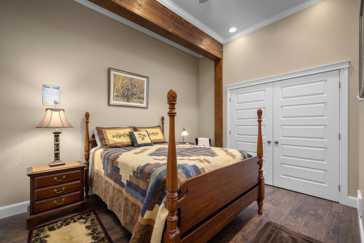 Where Montana grit meets refined country living - photo 22