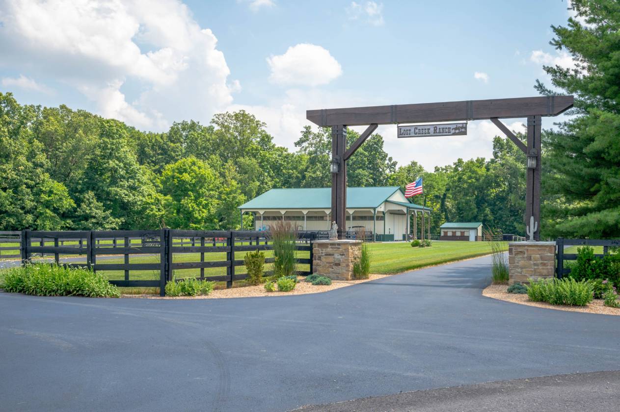 Extraordinary 30+ acre estate with log cabin home - photo 2