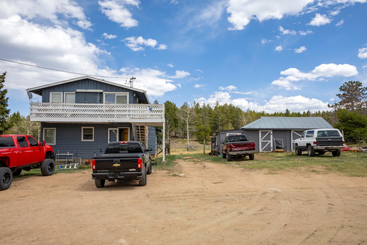 7.8 acres with 4 rentals - photo 24