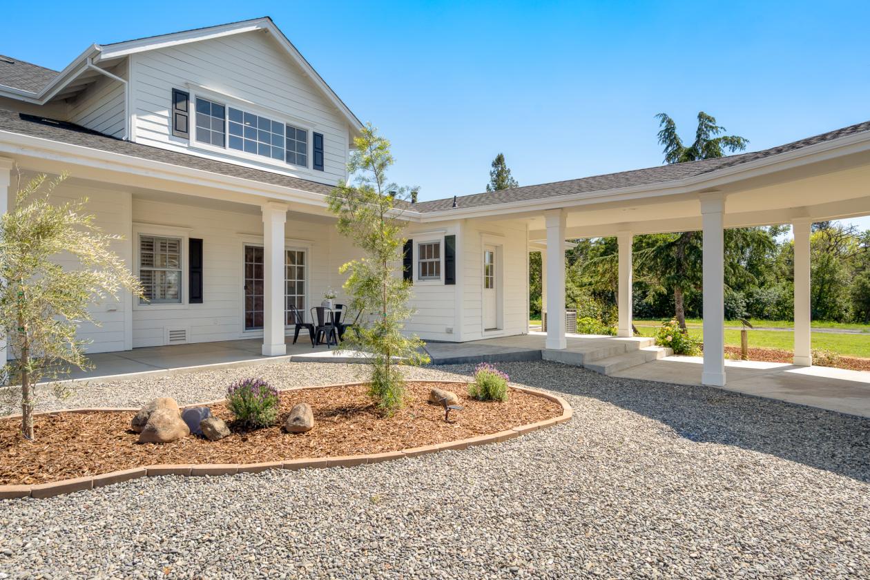 1450 Crane Canyon - Modern Farmhouse Living - photo 14