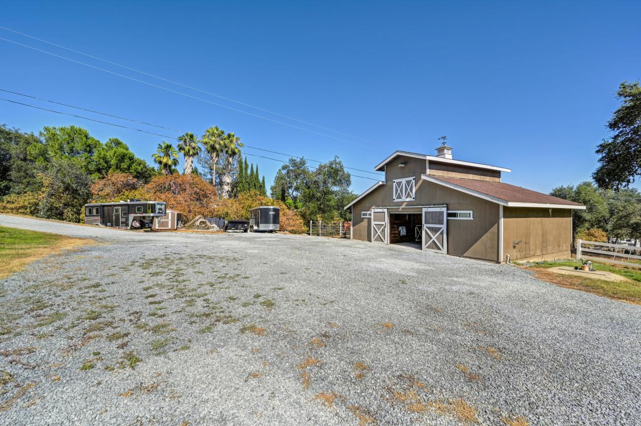 Country living at its finest! - photo 22