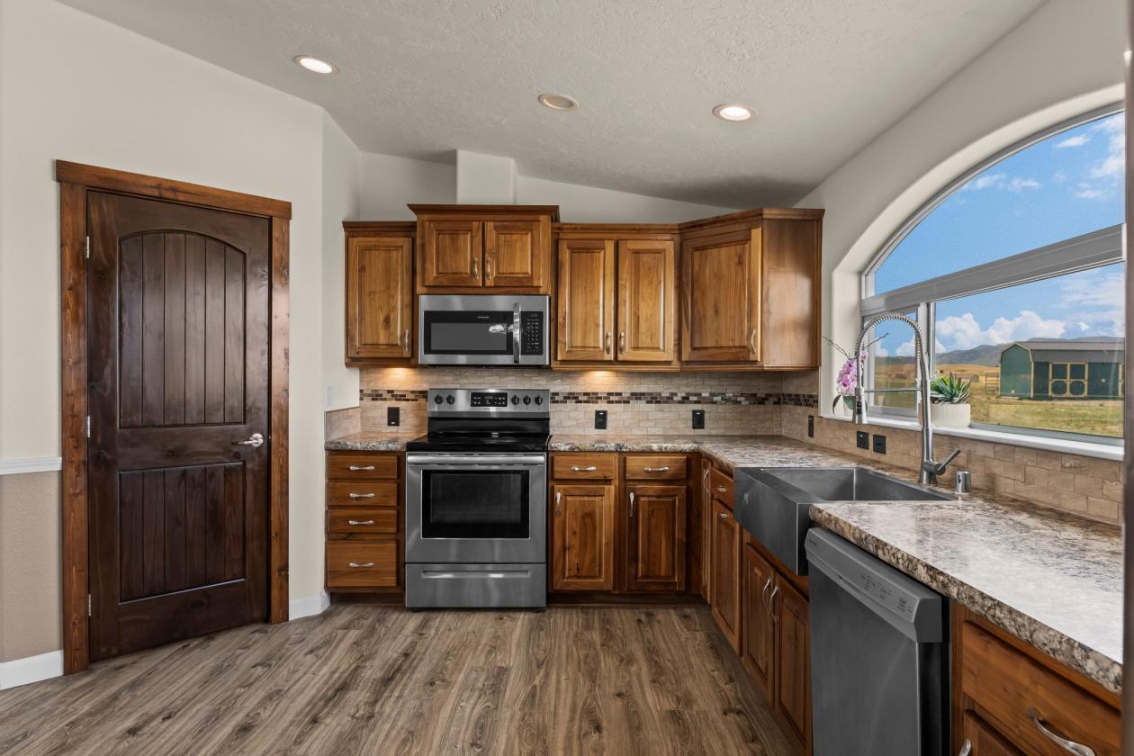 Turnkey Horse Property with Mountain Views & Barn - photo 15