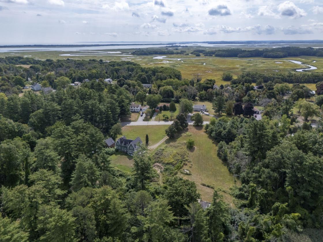 16.9 acres of equestrian potential with marshland - photo 6