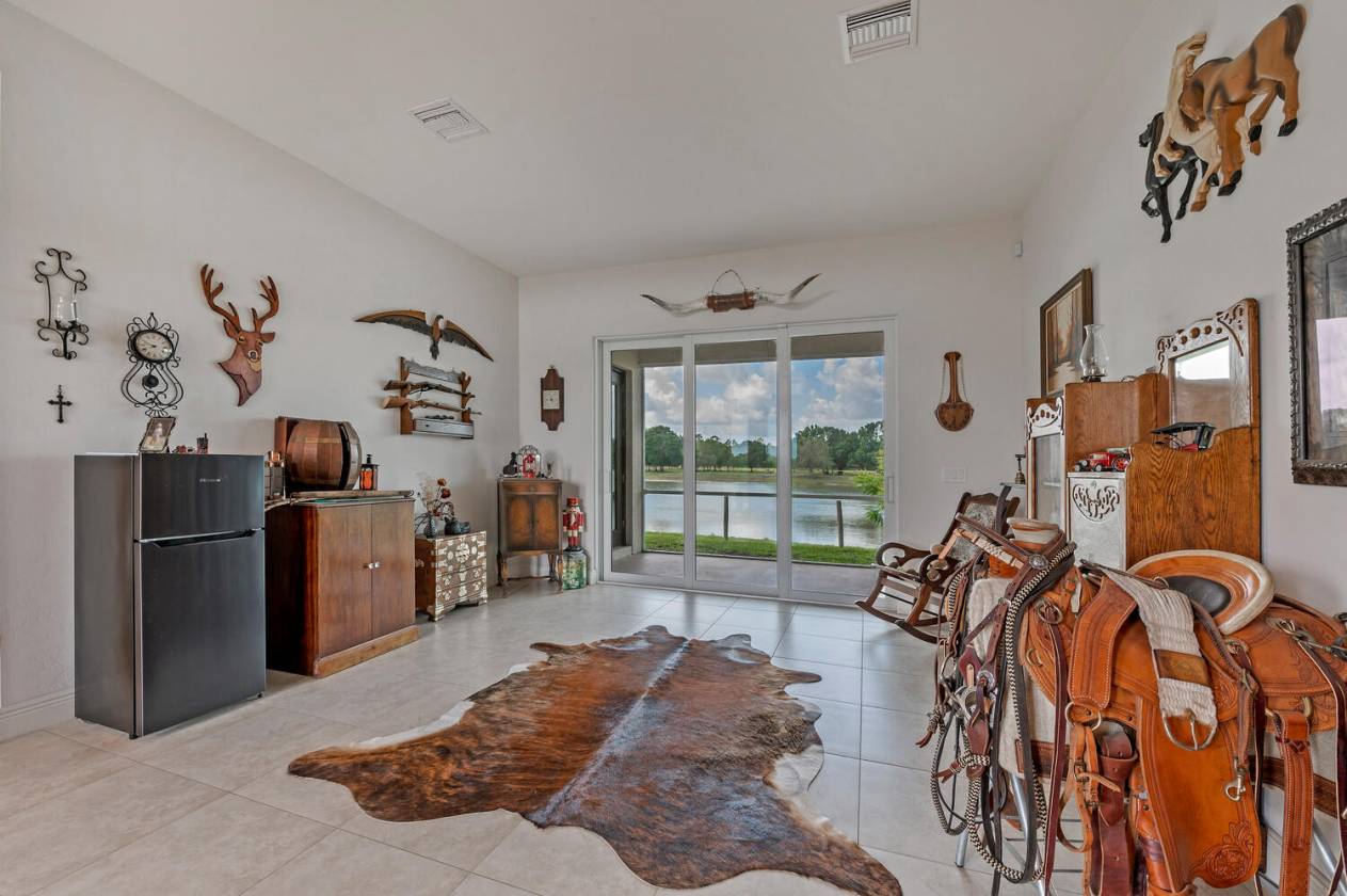 Horse property on 20 acres Room to Build more homes! - photo 4