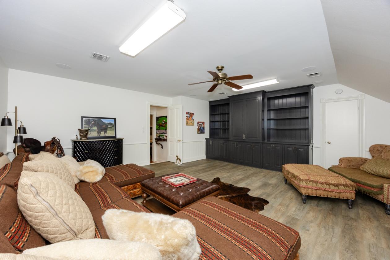 Equestrian Paradise - 5 Acres • Barn • Cross Fenced - photo 22