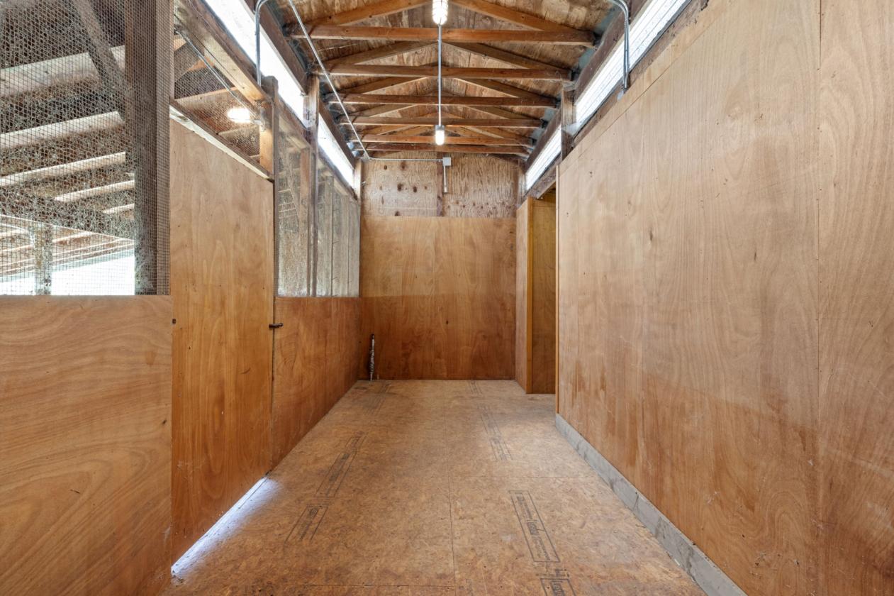 5 Acre horse property, fully remodeled home! - photo 17