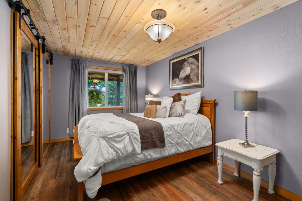 Keystone Ranch in the Evergreen Valley - photo 19