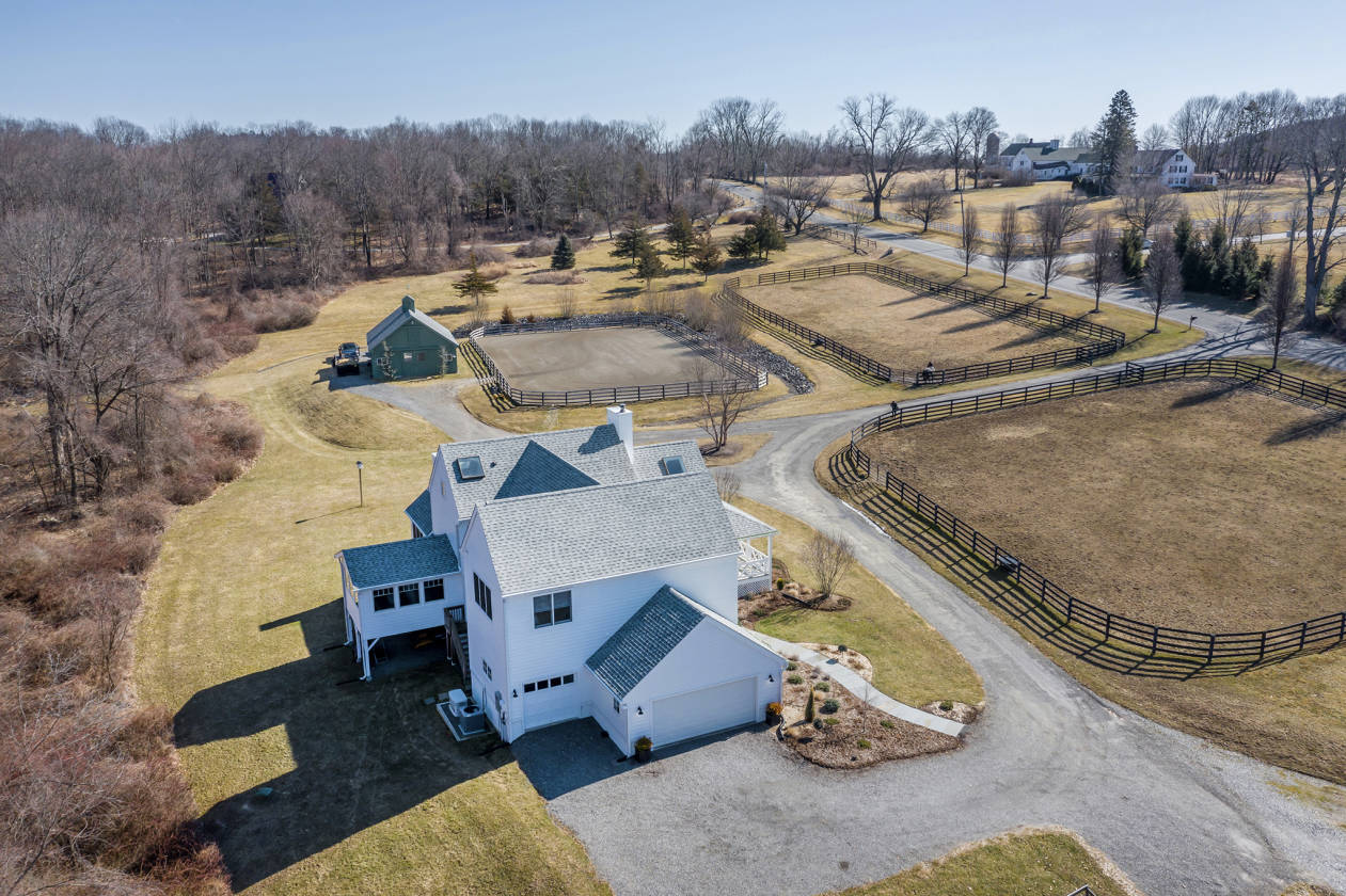 Charming horse property in a standout country setting Sherman