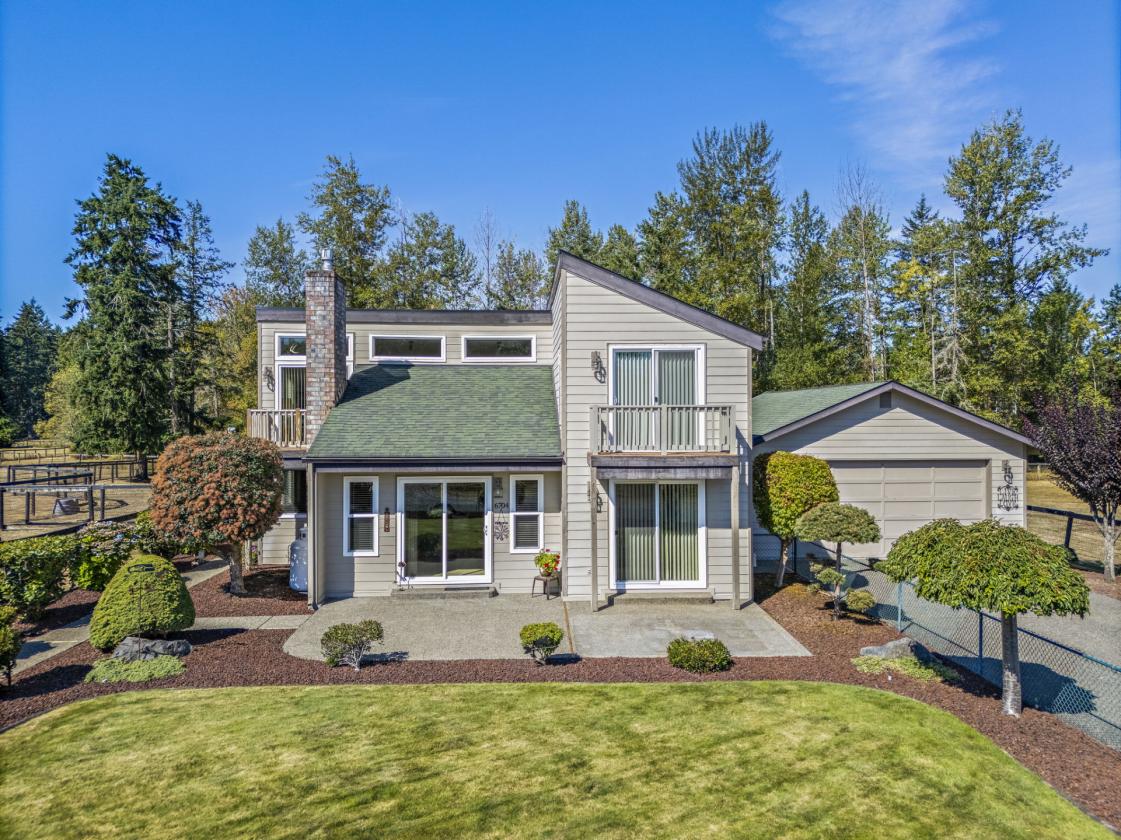 Endless Opportunities on over 5.5 acres - photo 3