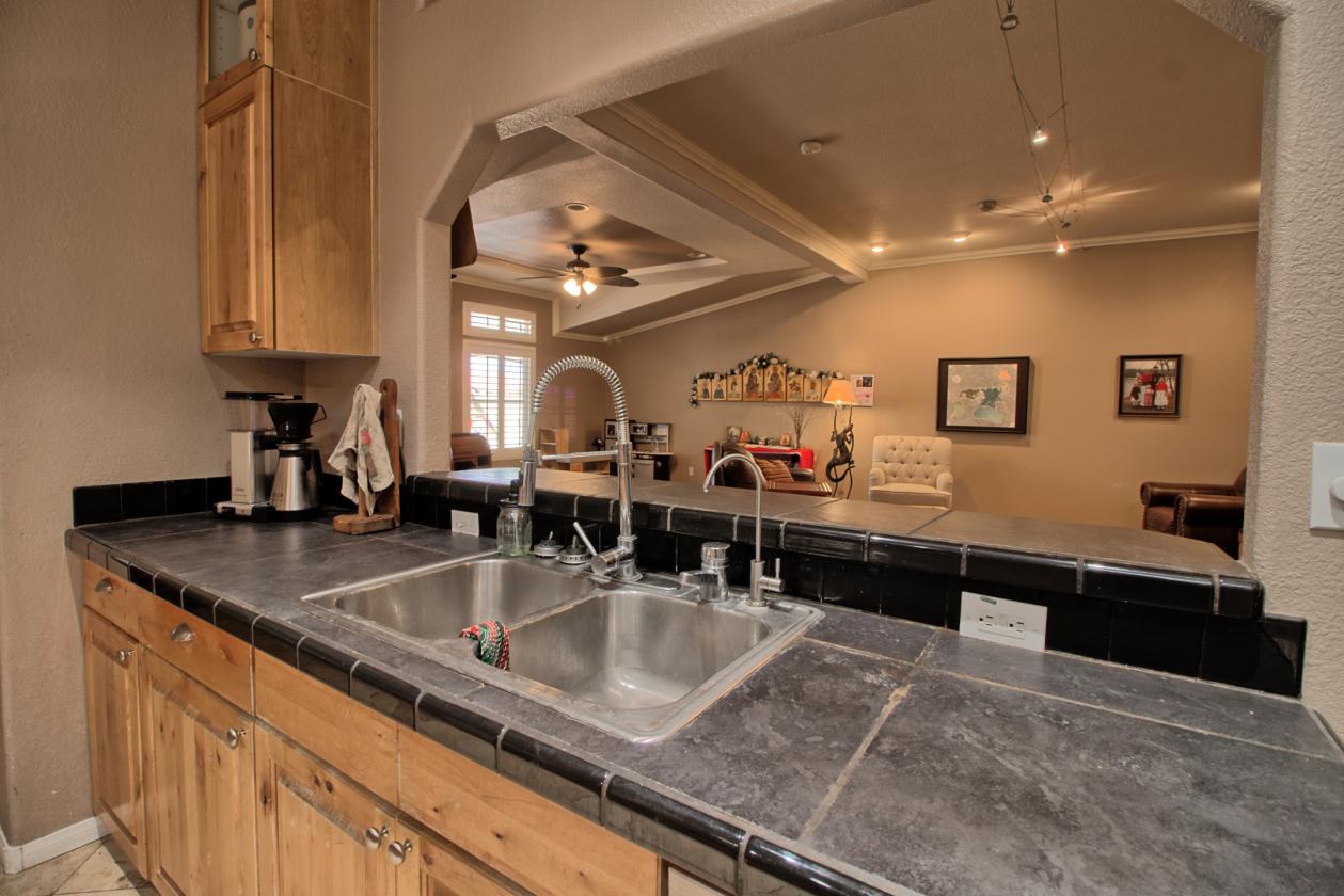 Horse property w/ Stables, RV garage ... - photo 13