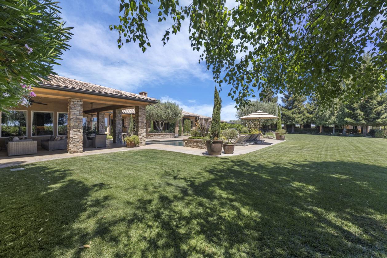Luxury Equestrian Estate - photo 19
