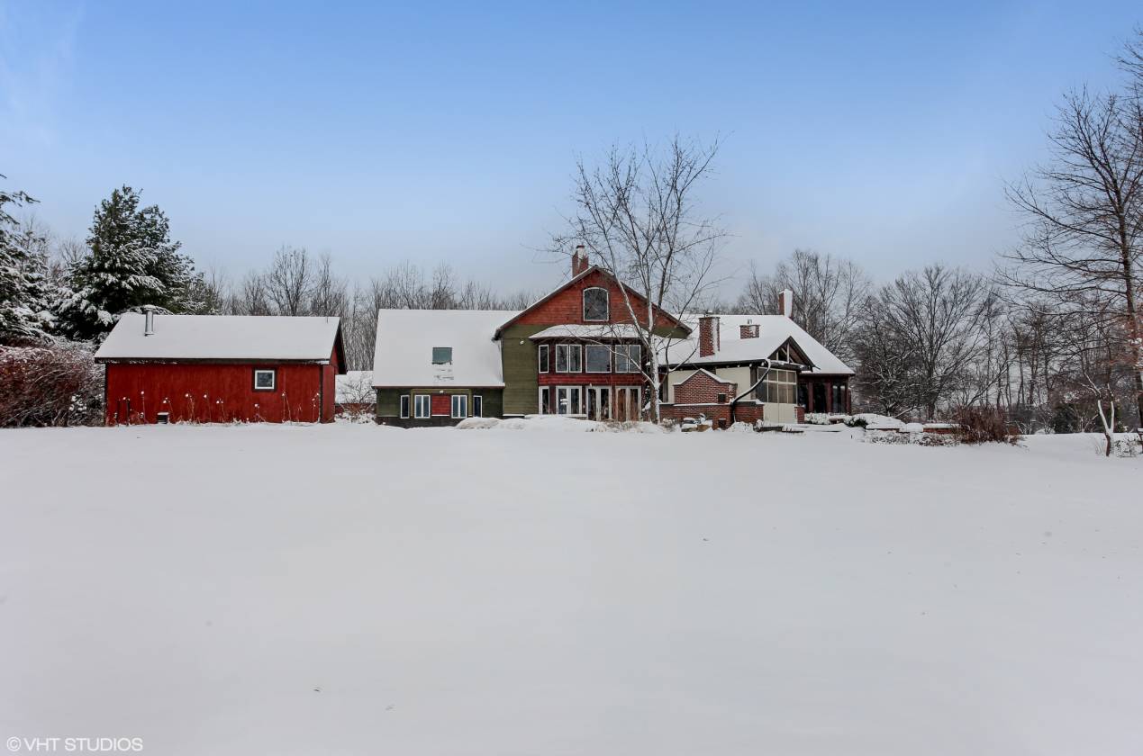 Exquisite in every detail! Galien, Berrien County, Michigan Horse