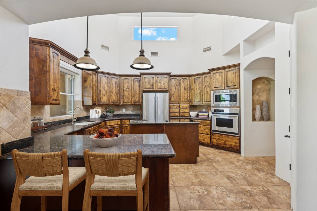 Exceptional Horse Ranch and Custom Home! - photo 11