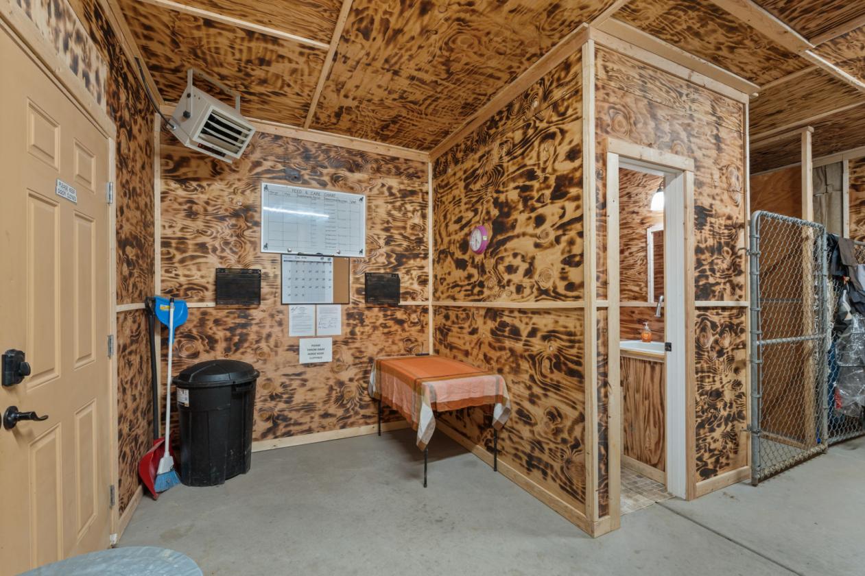 Turn-key equine facility just outside of Fountain! - photo 16