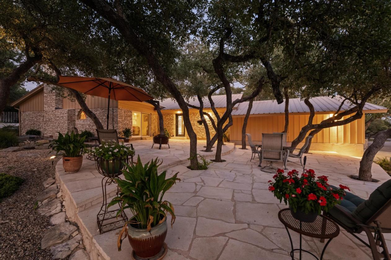 Dancing Oaks Equestrian Ranch - photo 18